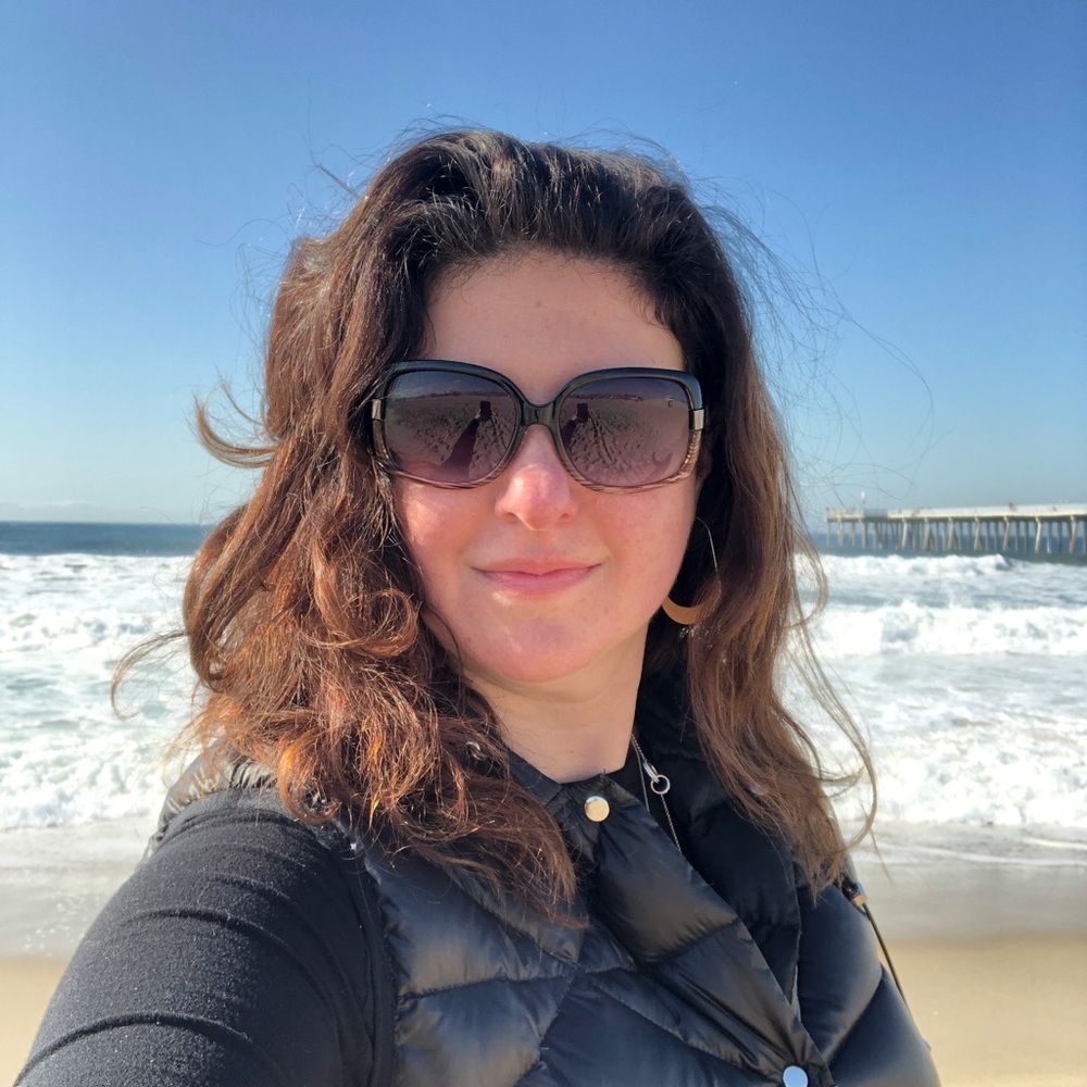 Hello from sunny LA! I’m Liora. - Picture 3 of 11